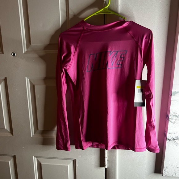 Nike blouse - Picture 2 of 3